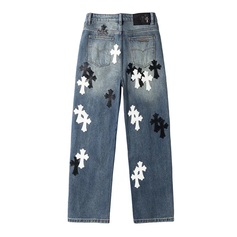 P280 💰 (Top version) Chrome Hearts & Chrome Hearts Loose and trendy jeans. Three-dimensional version. Loose and comfortable, not picky about your figure. Makes you look taller and slimmer. Factory-made. Original factory quality control. Same style for men and women. Can be matched with couples. Versatile recommendation. Must-have jeans for all seasons. Fashionistas have been disappointed. From the quality selection of fabrics, the tailoring of details, and the matching of patterns, they are all impeccable! The upper body is so handsome when worn...it can be easily worn by men, women and children! The craftsmanship is made of heavy-duty washed pure cotton denim fabric. After washing, it is soft and thick. It is very stylish when worn on the body. Size: 30-32-34-36 Color: blue 30 32 34 36 Waist circumference 80 85 90 95 Sitting circumference 105 110 115 140 Foot opening 46 47 48 49 External length 102 103 104 105